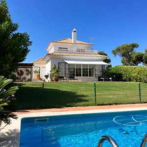 https://villa-de-la-luz-el-portil.es-andalucia.com
